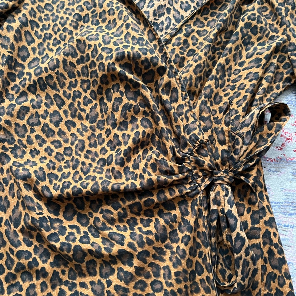 Express cotton wrap top - Picture 3 of 6
